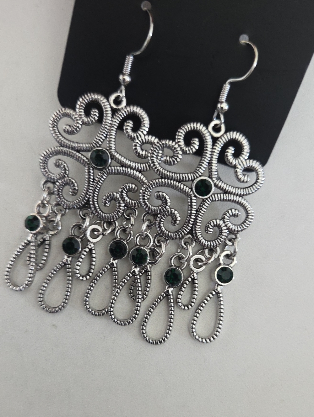 Paparazzi Majestic Makeover Green Earrings NWT